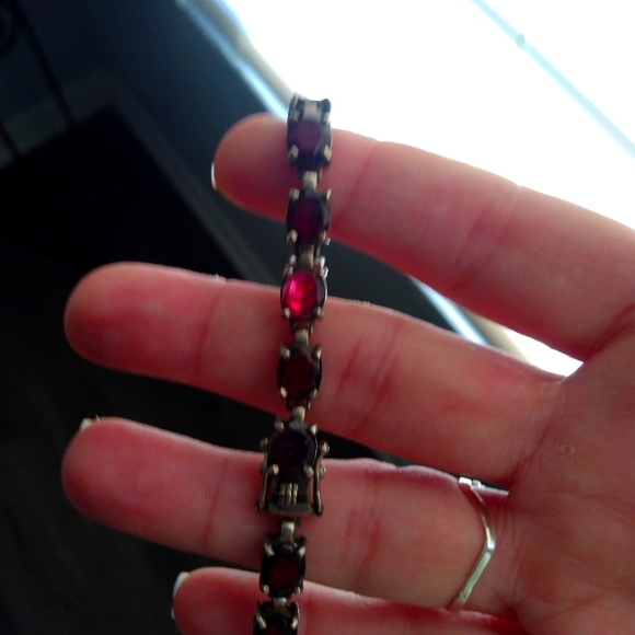 Antique sterling and garnet tennis bracelet - Picture 1 of 2